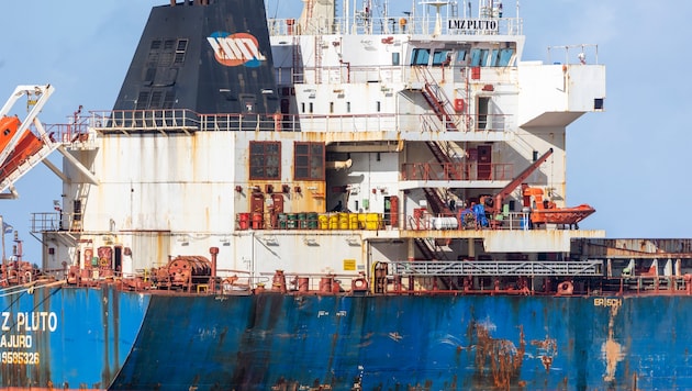 Der russische Tanker LMZ Pluto