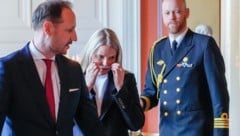 Erst kürzlich zeigte sich Kronprinzessin Mette-Marit mit Sauerstoffgerät bei einem Termin. Zur ...