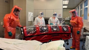  Im LKH Villach wurde am Mittwoch eine Hochrisiko-Infektionsübung im Bereich der Unfallaufnahme ...