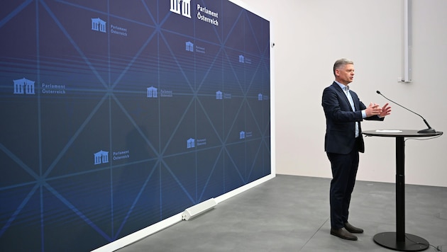 Vor der Befragung am Donnerstag wurden die Töne rauer.