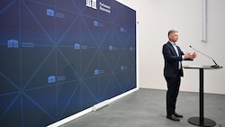 Vor der Befragung am Donnerstag wurden die Töne rauer.