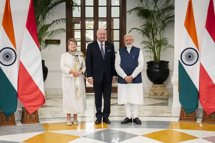 Stocker war in der Nacht auf Mittwoch in Neu-Delhi angekommen, wo ihm ein großer Empfang ...