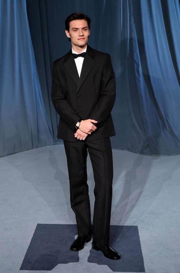 Oder kriegt James Bond mit dem erst 23-jährigen Louis Partrige etwa eine Verjüngungskur?