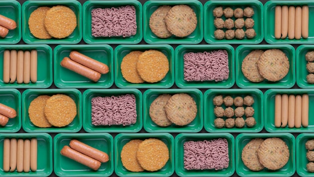 Fleischalternativen gibt es inzwischen viele, doch welche davon ist unter Berücksichtigung der ...