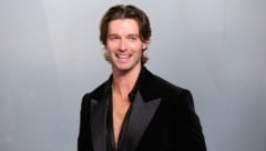 Patrick Schwarzenegger wurde an der Seite von Phoebe Dynevor für „Beach Read“ („Verliebt in ...