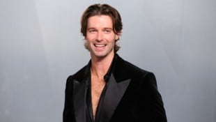 Patrick Schwarzenegger wurde an der Seite von Phoebe Dynevor für „Beach Read“ („Verliebt in ...