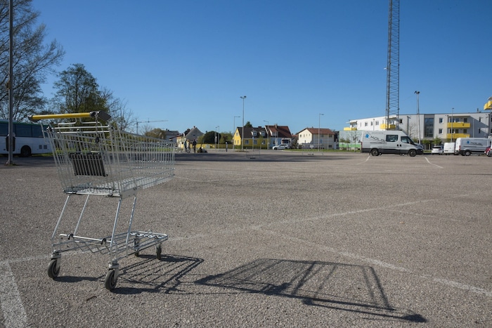 5000 Quadratmeter Asphalt und kaum genutzt – hier wäre genug Platz für mehr Grün und ...