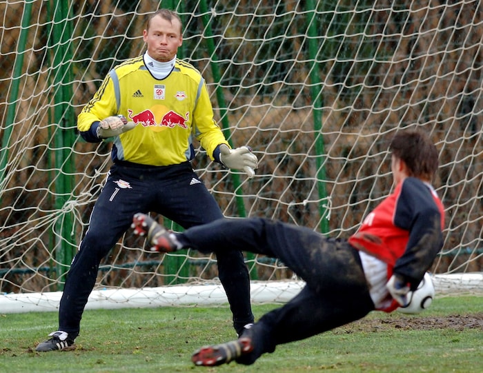 Die eine Saison bei Red Bull Salzburg war für Manninger nicht von Erfolg geprägt.