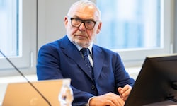 Altbundeskanzler Alfred Gusenbauer will seine Tätigkeiten für die Signa nur „rudimentär“ ...