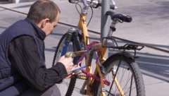 Vor allem abgestellte Fahrräder geraten oft ins Visier.