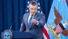 Kritische Nachfragen kommen beim Kriegsminister USA nicht so gut an ...