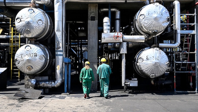 Die Druschba Pipeline ist derzeit außer Betrieb. Deshalb müssen die Slowakei und Ungarn ihre ...