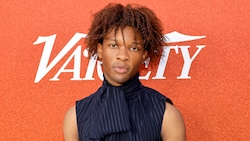 Sänger D4vd wurde verhaftet, nachdem im September die Leiche eines vermissten Teenagers in ...