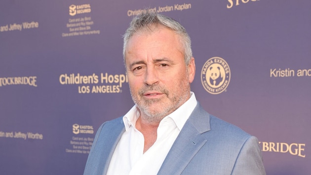 Matt LeBlanc dreht nach Jahren wieder einmal eine Serie, in der er einen Polizisten spielt, der ...