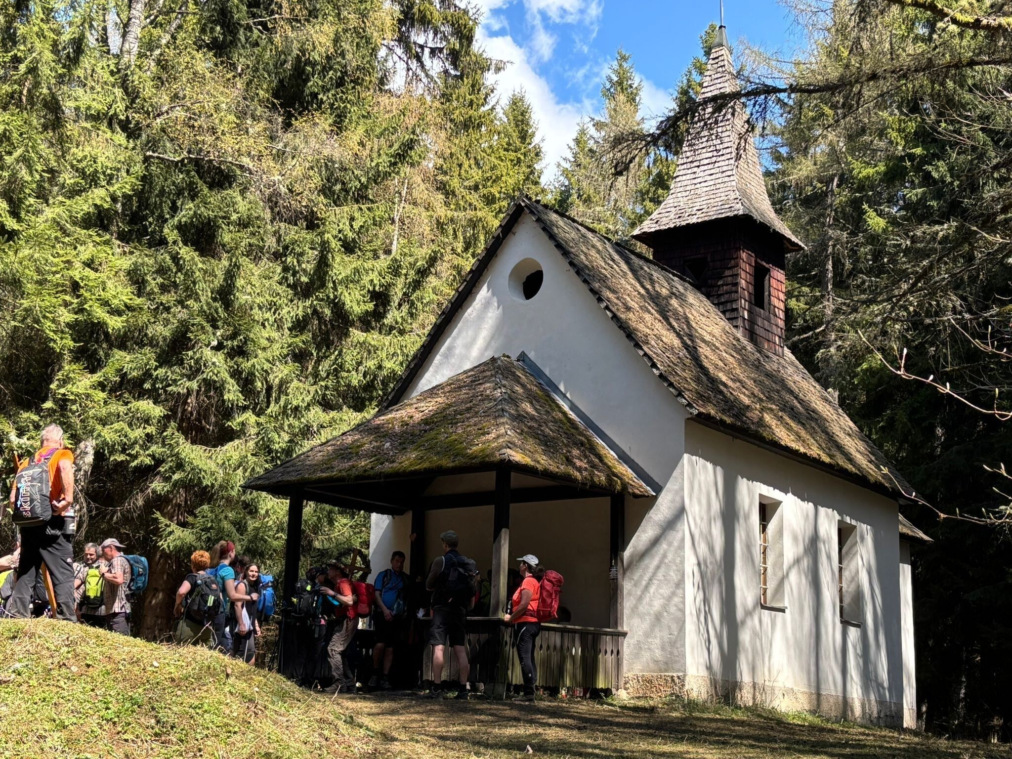 Filialkirche am Veitsberg: Wer sie dreimal umrundet, hat viel Glück und bekommt einen Wunsch ...