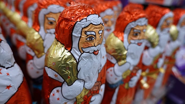 Lindt-Weihnachtsmänner sollen statt 8,99 dann 7,99 Euro kosten.