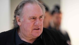 Gérard Depardieu will doch nicht gegen einen TV-Sender vorgehen, der in einer Doku vulgäre ...