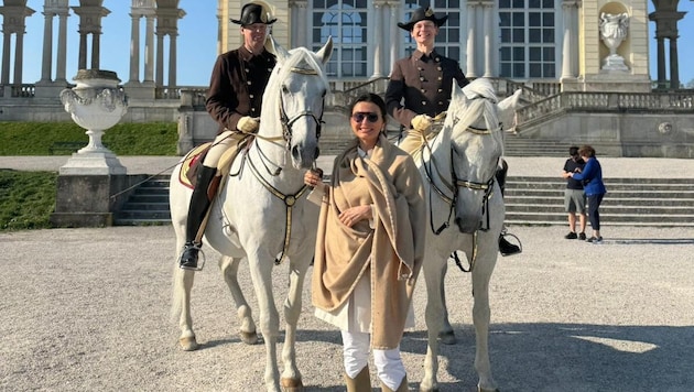 Managerin Sonja Klima wärmt sich bereits für die Longines Global Champions Tour im Herbst auf.