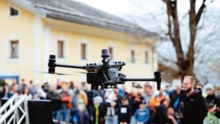 Drohnen sind in vielen Bereichen nicht mehr wegzudenken. Aussteller zeigen Einsatzgebiete.