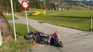 Der Motorradlenker musste mit dem Notarzthubschrauber abtransportiert werden.