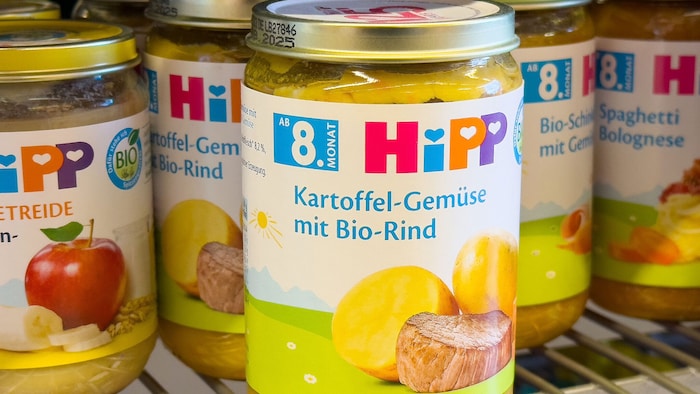 Gut zweieinhalb Wochen nach dem Rückruf wurden die HiPP-Produkte am Mittwoch in den meisten ...