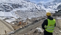 Blick in den gigantischen, aber noch leeren Speicher Kühtai.