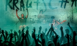 Volles Haus beim Konzert von Krautschädl