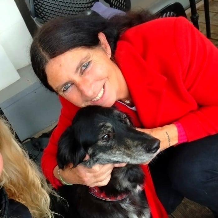 „Scandy“ mit Besitzerin Gabriela Reinwart.