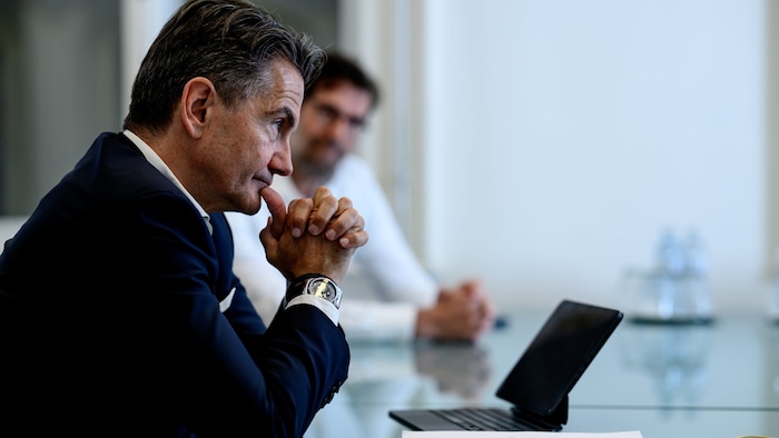 Roland Weißmann ging beim ORF „durch die Hölle“. Im Beisein seines Anwalts Oliver Scherbaum ...