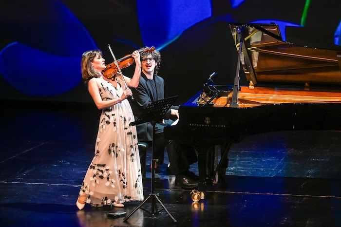 Lisa Batiashvili, Violine, und Giorgi Gigashvili, Klavier.