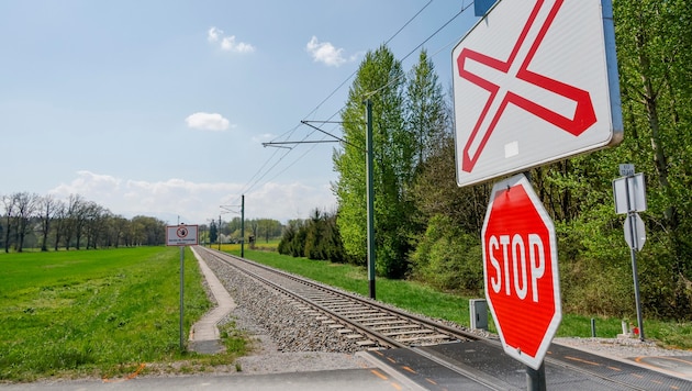An diesem unbeschrankten Bahnübergang in Nußdorf passierte der tragische Unfall.