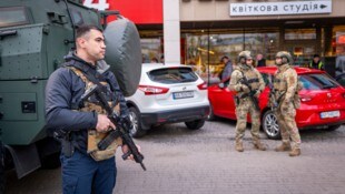 Sicherheitskräfte im Einsatz beim Terroranschlag am Samstag