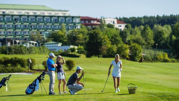 In Bad Tatzmannsdorf wird am 1. Mai ein Platzreifekurs verlost.