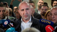 Rumen Radew nach der Wahl im Hauptquartier seiner Partei