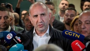 Rumen Radew nach der Wahl im Hauptquartier seiner Partei