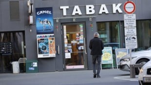 Diese Trafik in der Grazer Peter-Rosegger-Straße wurde am Freitagabend überfallen.