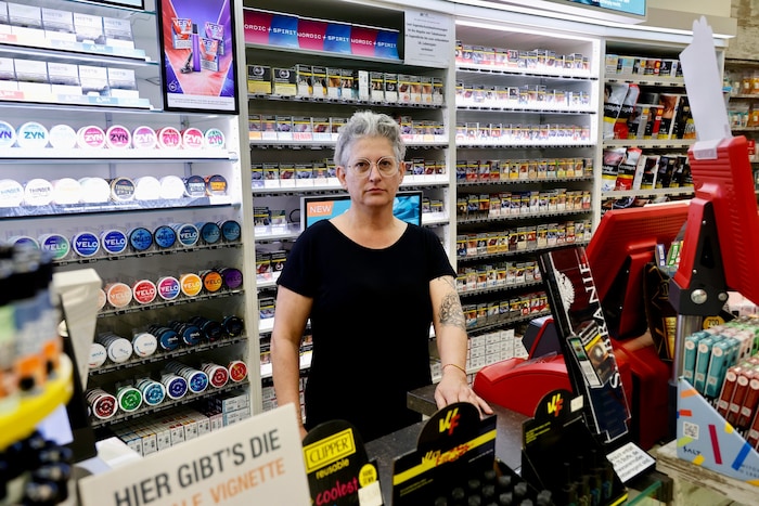 Mitarbeiterin Elisabeth Pieler wurde mit einem Messer bedroht.