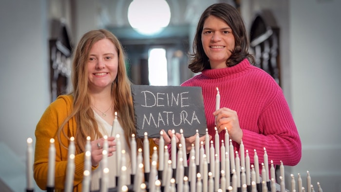 Antonela Petricevic (Junge Kirche) und Manuela Maier (Katholische Jugend) aus der Erzdiözese ...