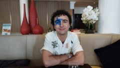 Österreichs ESC-Hoffnung Cosmó im entspannten „Krone“-Talk vor seinem Auftritt in London.