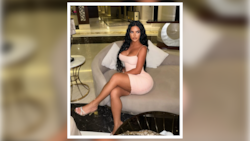 Klaudiaglam kämpft in London um ihr Leben. Sie wurde von einer Rivalin niedergefahren. 