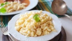 Eiernockerl am 20. April – ein Linzer Gastronom änderte jetzt doch noch seine Speisekarte.