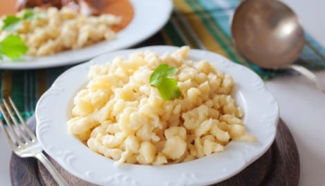 Eiernockerl am 20. April – ein Linzer Gastronom änderte jetzt doch noch seine Speisekarte.