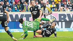 Sturms Nummer eins hexte gegen den LASK fast jeden Ball weg.