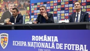Gheorghe Hagi (Bildmitte)