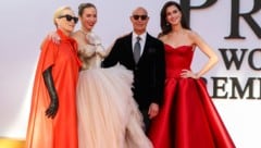 Meryl Streep, Emily Blunt, Stanley Tucci und Anne Hathaway ließen sich bei der Weltpremiere ...