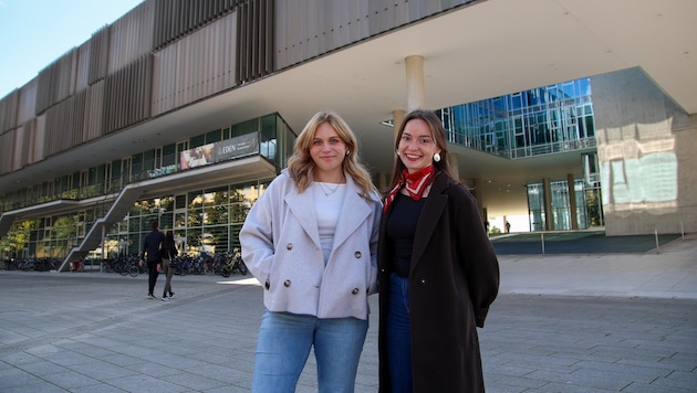 Marie Stenitzer und Maja Münch (re.).