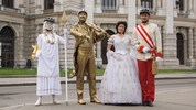 Kaiser Franz Joseph, Kaiserin Elisabeth, Walzerkönig Johann Strauss und die Göttin der Weisheit, ...