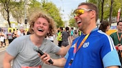 Comedian Dr. Bohl hatte nach seinem Halbmarathon in Wien im Interview mit Ziel-Moderator Ronny ...