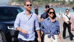 Prinz Harry soll laut britischen Medien im Juli nicht nur mit Herzogin Meghan, sondern auch mit ...