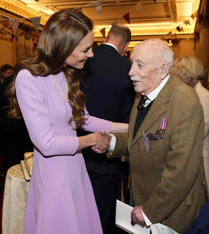 Beim Empfang waren viele Hundertjährige, die von der Königsfamilie besonders geehrt wurden.